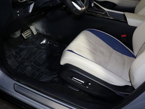 Certified 2025 Acura ADX A-Spec image 23