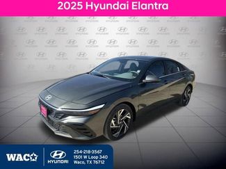 Used 2025 Hyundai Elantra SEL video 2
