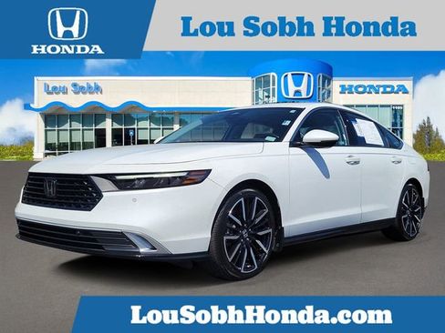 Certified 2023 Honda Accord Touring image 1