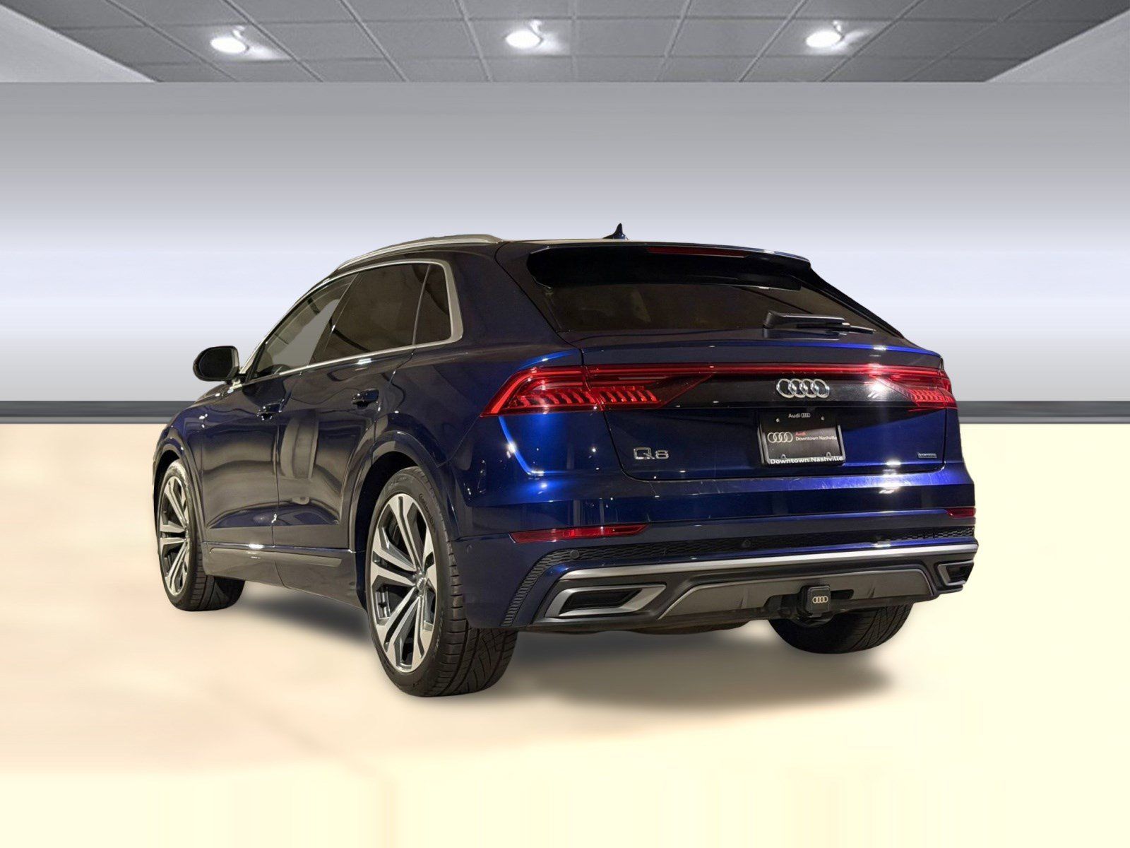 Used 2020 Audi Q8 Prestige w/ Prestige Package AWD/4WD image 3