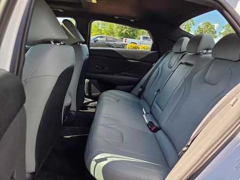 Used 2025 Hyundai Elantra Limited w/ Cargo Package FWD image 14