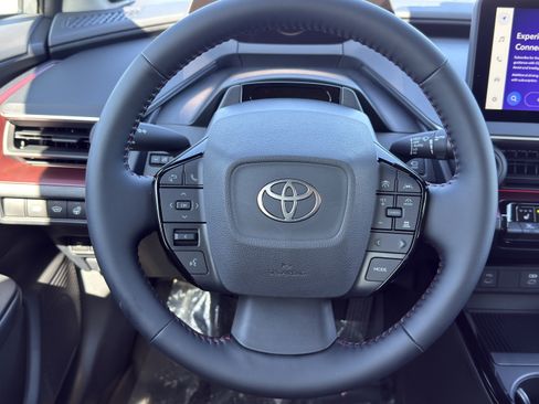 New 2026 Toyota Prius Plug-In Hybrid FWD image 31