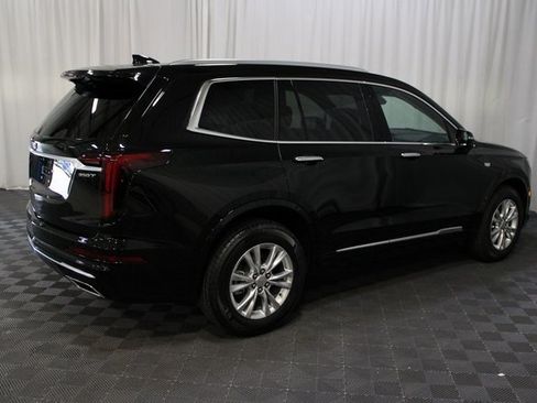 New 2025 Cadillac XT6 Luxury image 6