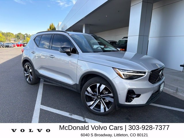 Used 2024 Volvo XC40 B5 Plus w/ Protection Package Premier AWD/4WD image 1