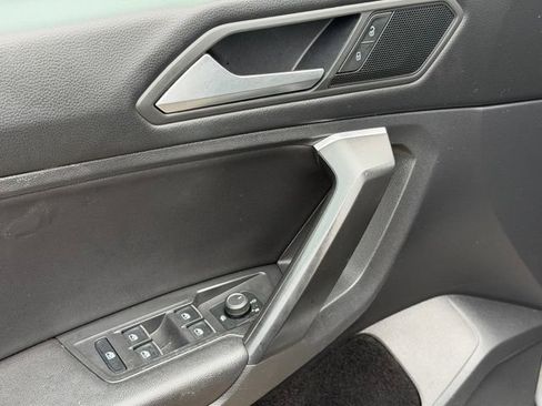 Used 2021 Volkswagen Tiguan S AWD/4WD image 16