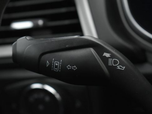 Used 2020 Ford Fusion SE image 23