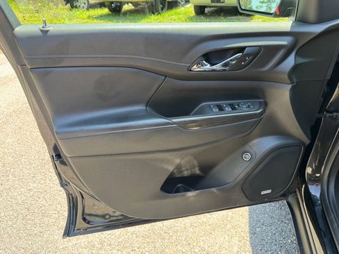 Used 2019 GMC Acadia SLT AWD/4WD image 40