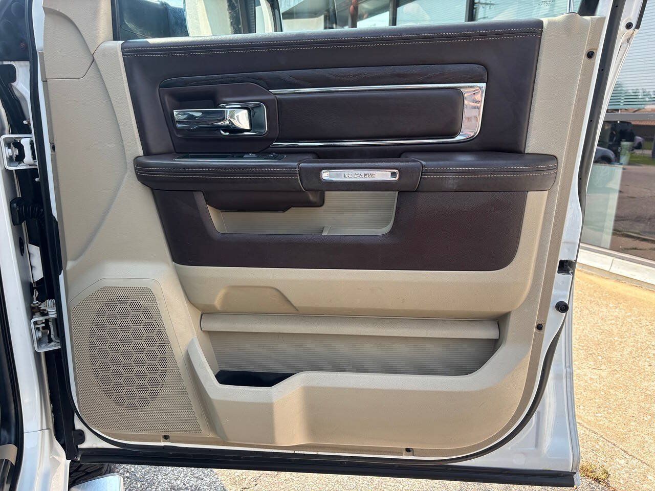 Used 2013 RAM 1500 Laramie Longhorn w/ Convenience Group AWD/4WD image 24