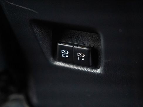 Used 2019 Toyota RAV4 Limited w/ All Weather Liner Package AWD/4WD image 36