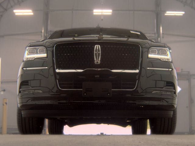 Used 2024 Lincoln Navigator Reserve AWD/4WD image 15
