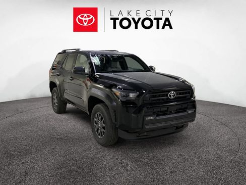 New 2026 Toyota 4Runner SR5 image 7
