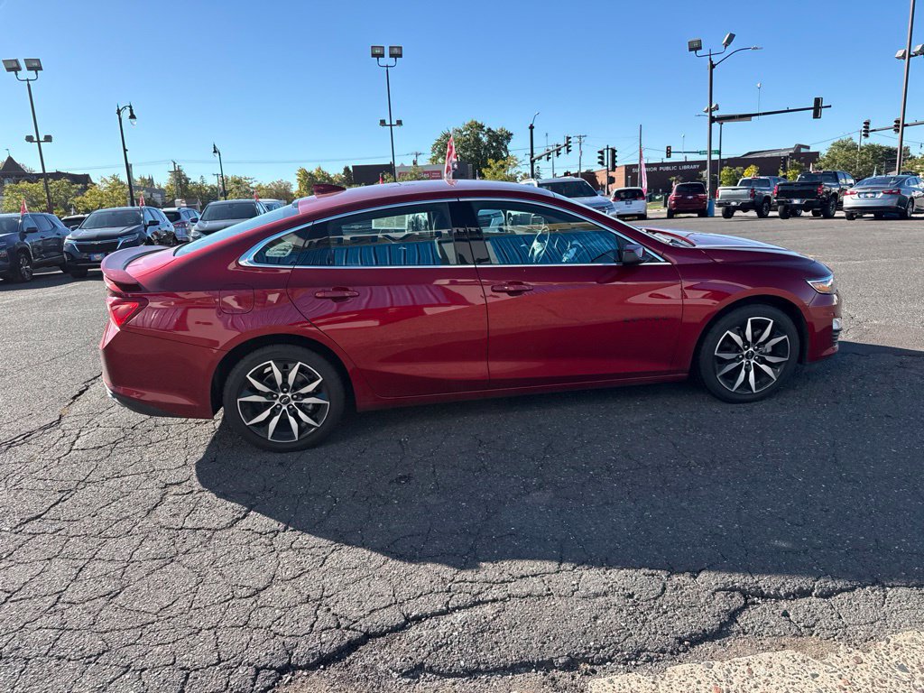 Used 2024 Chevrolet Malibu RS FWD image 9