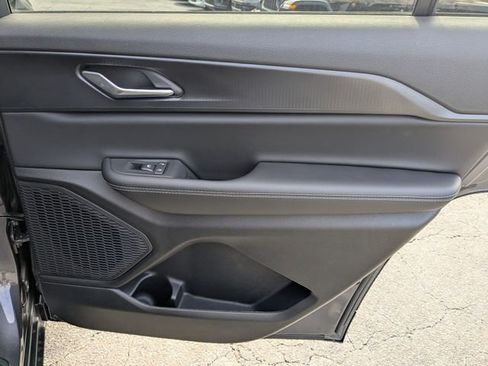 New 2026 Jeep Grand Cherokee L Laredo RWD image 30