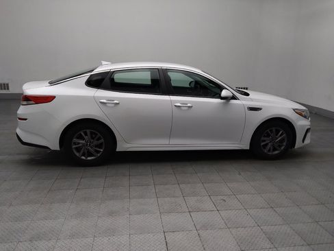 Used 2020 Kia Optima LX image 10