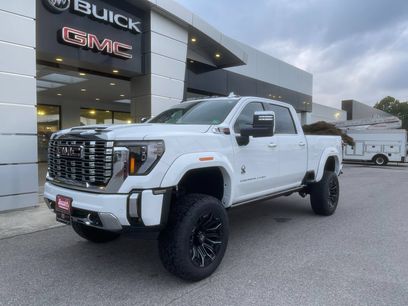 New 2025 GMC Sierra 2500 Denali w/ Denali Reserve Package