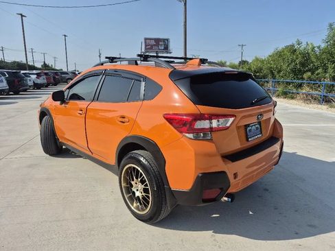 Used 2018 Subaru Crosstrek 2.0i Premium AWD/4WD image 8