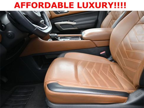 Used 2022 Nissan Pathfinder Platinum w/ Cargo Package image 13