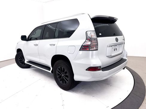 Used 2021 Lexus GX 460 Premium w/ Premium Package AWD/4WD image 2