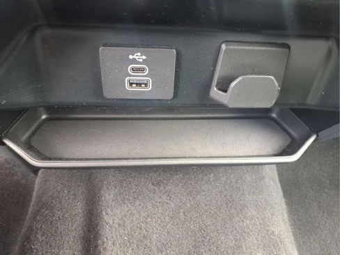 Used 2025 Ford F150 XLT w/ Equipment Group 301A Standard AWD/4WD image 27