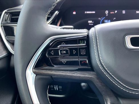 Used 2024 Jeep Grand Cherokee L Overland w/ Trailer Tow Package image 46