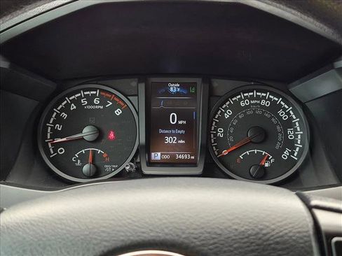Used 2023 Toyota Tacoma SR AWD/4WD image 11