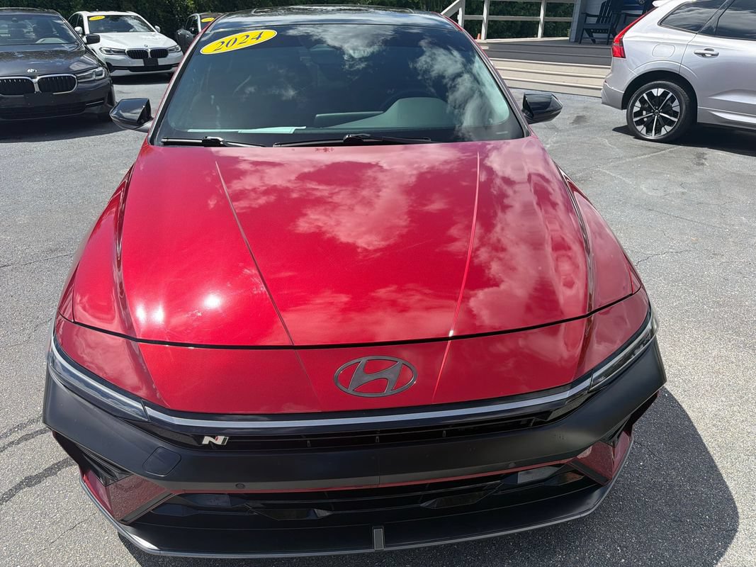 Used 2024 Hyundai Elantra N FWD image 9