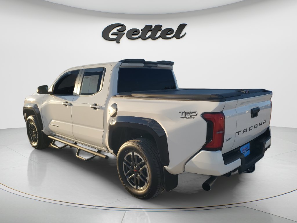 Used 2025 Toyota Tacoma TRD Sport RWD image 7