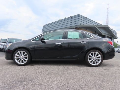 Used 2013 Buick Verano FWD image 8