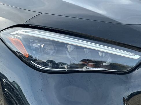 Used 2024 Mercedes-Benz CLE 300 4MATIC Coupe image 34