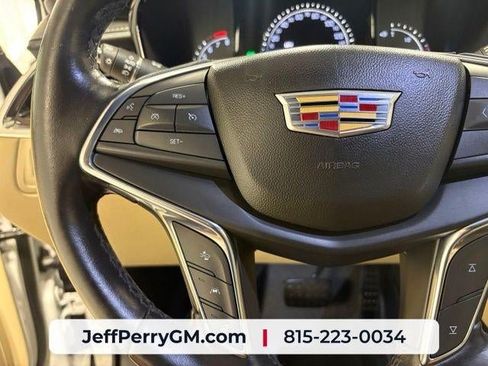 Used 2019 Cadillac XT5 Luxury AWD/4WD image 14