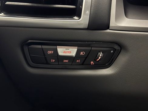 Used 2025 BMW M8 Competition w/ M Carbon Exterior Package image 34