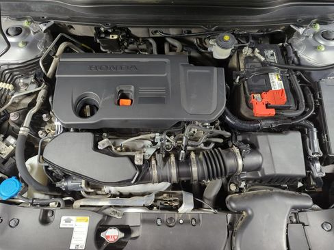 Used 2021 Honda Accord Touring image 17