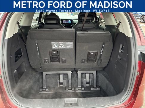 Used 2024 Kia Carnival SX Prestige image 43