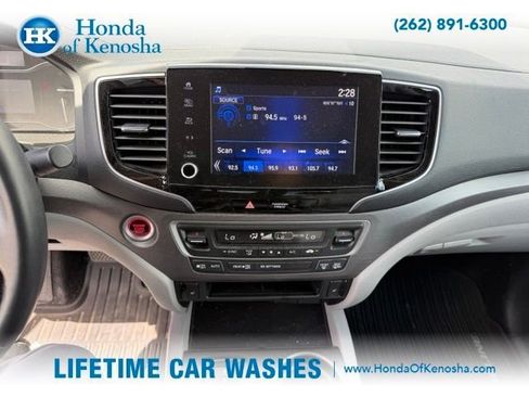 Used 2023 Honda Ridgeline RTL image 10