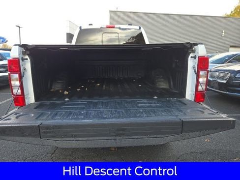 Certified 2022 Ford F250 Lariat w/ Lariat Ultimate Package image 29