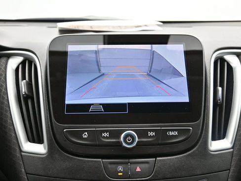 Used 2024 Chevrolet Malibu LT FWD image 16