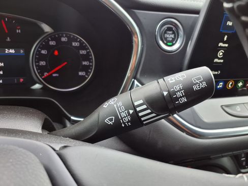 Used 2024 Chevrolet Blazer LT FWD image 32