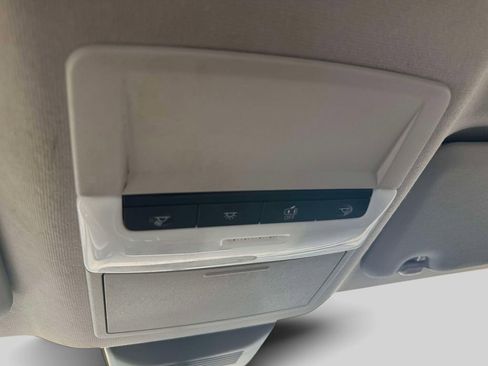 Used 2025 Nissan Sentra SR w/ Trunk Package image 28