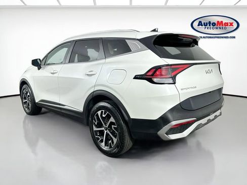 Used 2023 Kia Sportage EX AWD/4WD image 5