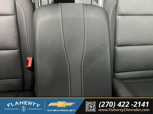 Used 2025 Chevrolet Traverse Z71 w/ Enhanced Driving Package AWD/4WD image 34
