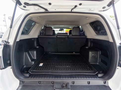 Used 2021 Toyota 4Runner Venture w/ Moonroof Package image 35