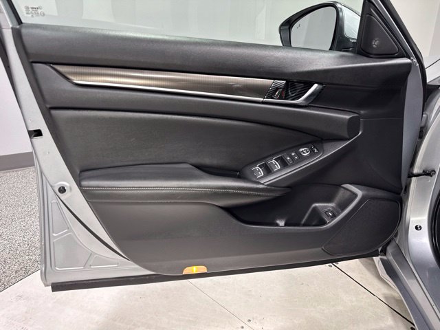 Used 2019 Honda Accord Sport image 11