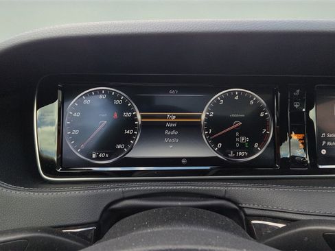 Used 2015 Mercedes-Benz S 550 Sedan w/ Premium 1 Package image 11