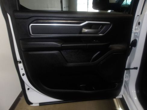 Used 2023 RAM 1500 Big Horn AWD/4WD image 17