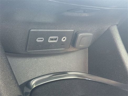 Used 2024 Chevrolet Malibu LT image 20