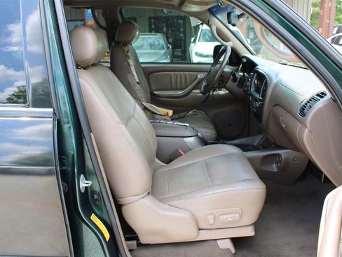 Used 2003 Toyota Sequoia Limited image 15