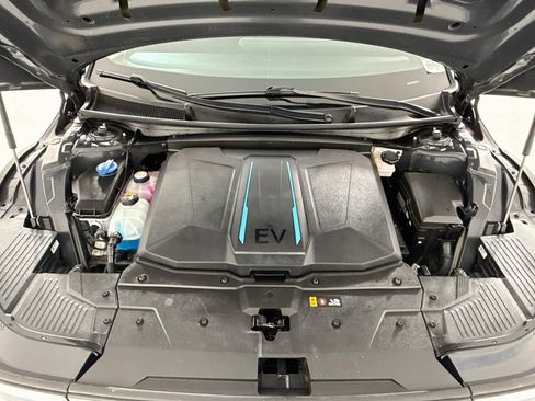 Used 2022 Hyundai Ioniq 5 SE RWD image 29