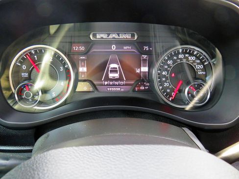 Used 2021 RAM 2500 Big Horn w/ Level 2 Equipment Group image 37