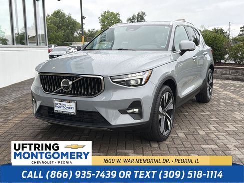 Used 2024 Volvo XC40 B5 Ultimate w/ Protection Package Premier AWD/4WD image 1