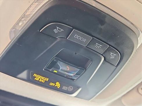 Used 2024 Toyota Corolla LE FWD image 20